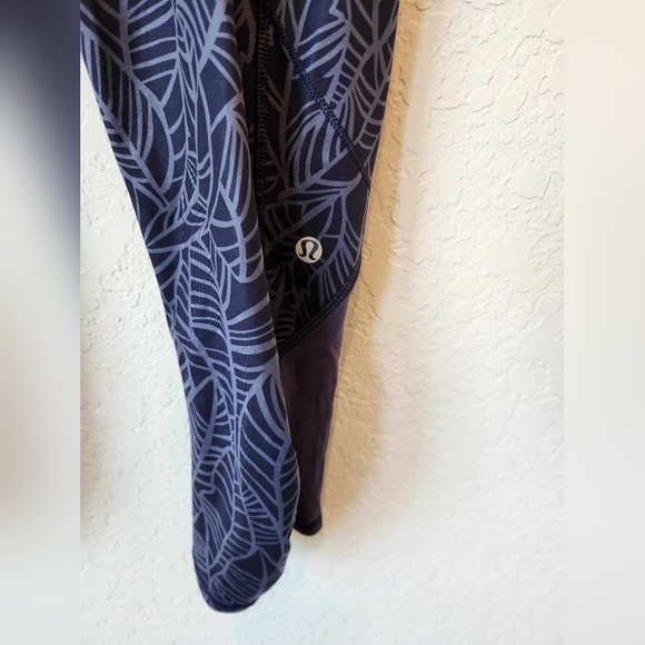 Lululemon Athletica Rare Leggings  Size 4 - Picture 6 of 6